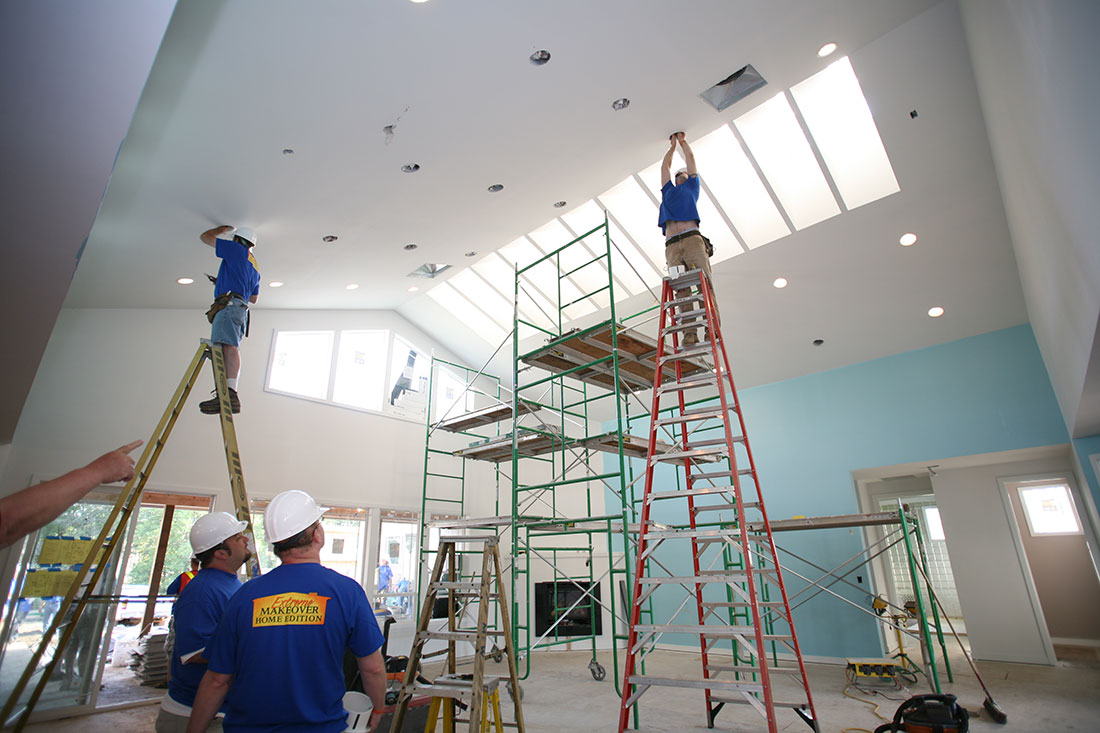 Extreme Makeover: Home Edition - Legend Team installing interior lighting fixtures