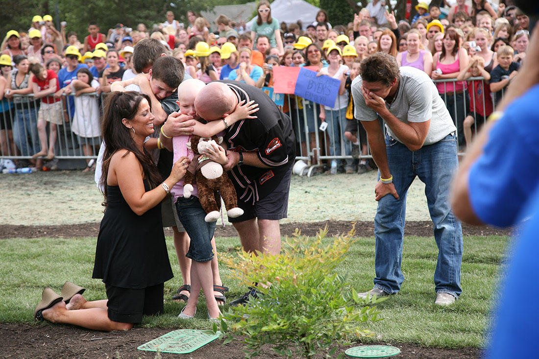 Extreme Makeover: Home Edition - Byers family reaction to their new home